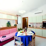 Villaggio Turistico Internazionale Üdülőközpont 5*