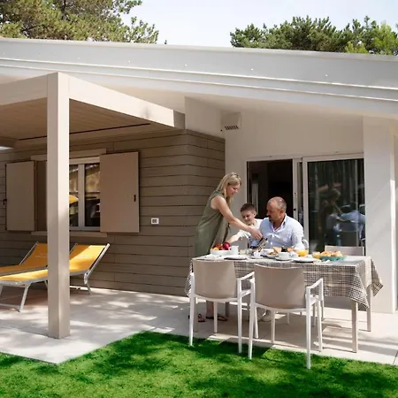 Villaggio Turistico Internazionale 4* 비비오네