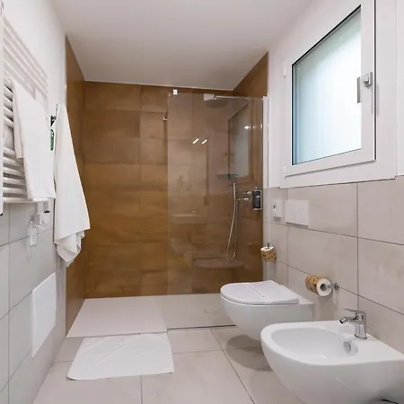 Villaggio Turistico Internazionale 4* 비비오네