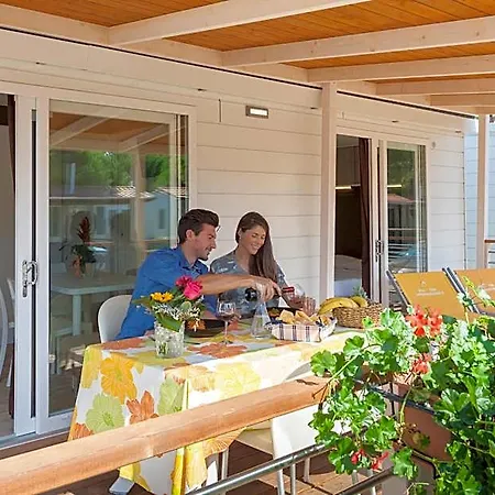 Villaggio Turistico Internazionale Θέρετρο 5*