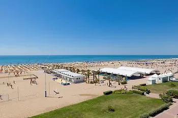 Villaggio Turistico Internazionale بيبيوني