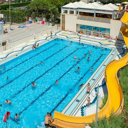 Villaggio Turistico Internazionale 4*