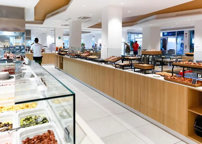 Villaggio Turistico Internazionale منتجع 5*