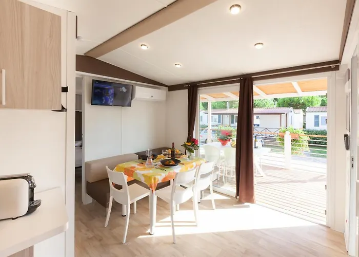 Villaggio Turistico Internazionale 5* 비비오네