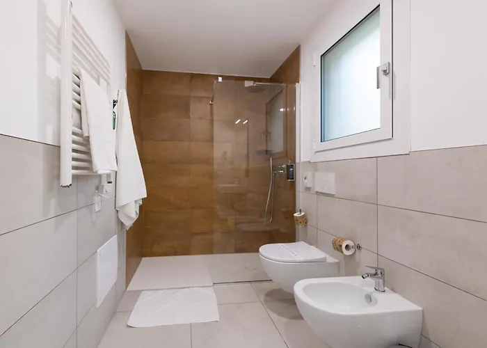 Villaggio Turistico Internazionale 5* بيبيوني