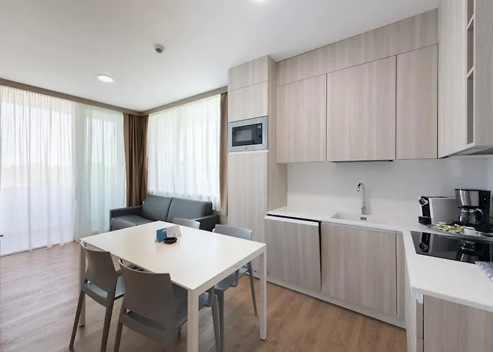 منتجع Villaggio Turistico Internazionale بيبيوني