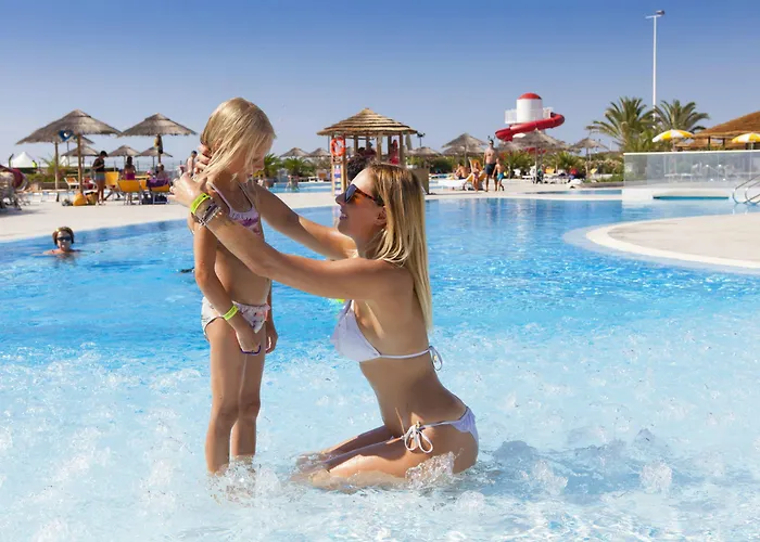 Villaggio Turistico Internazionale 비비오네